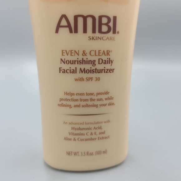 Ambi Skincare Fade Cream And Daily Facial Moisturizer - Picture 5 of 7